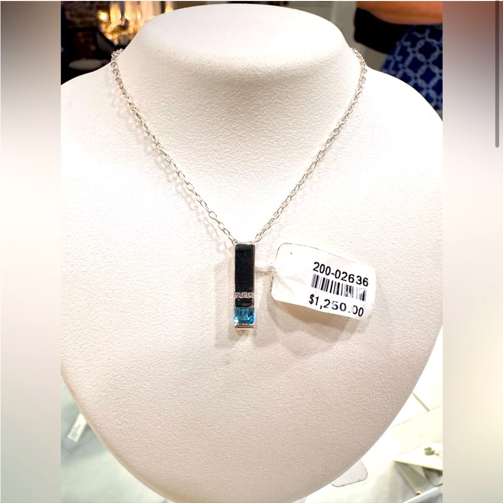 Topaz White Diamond solid 14k white gold Bar
Necklace Swiss Sky Blue Princess